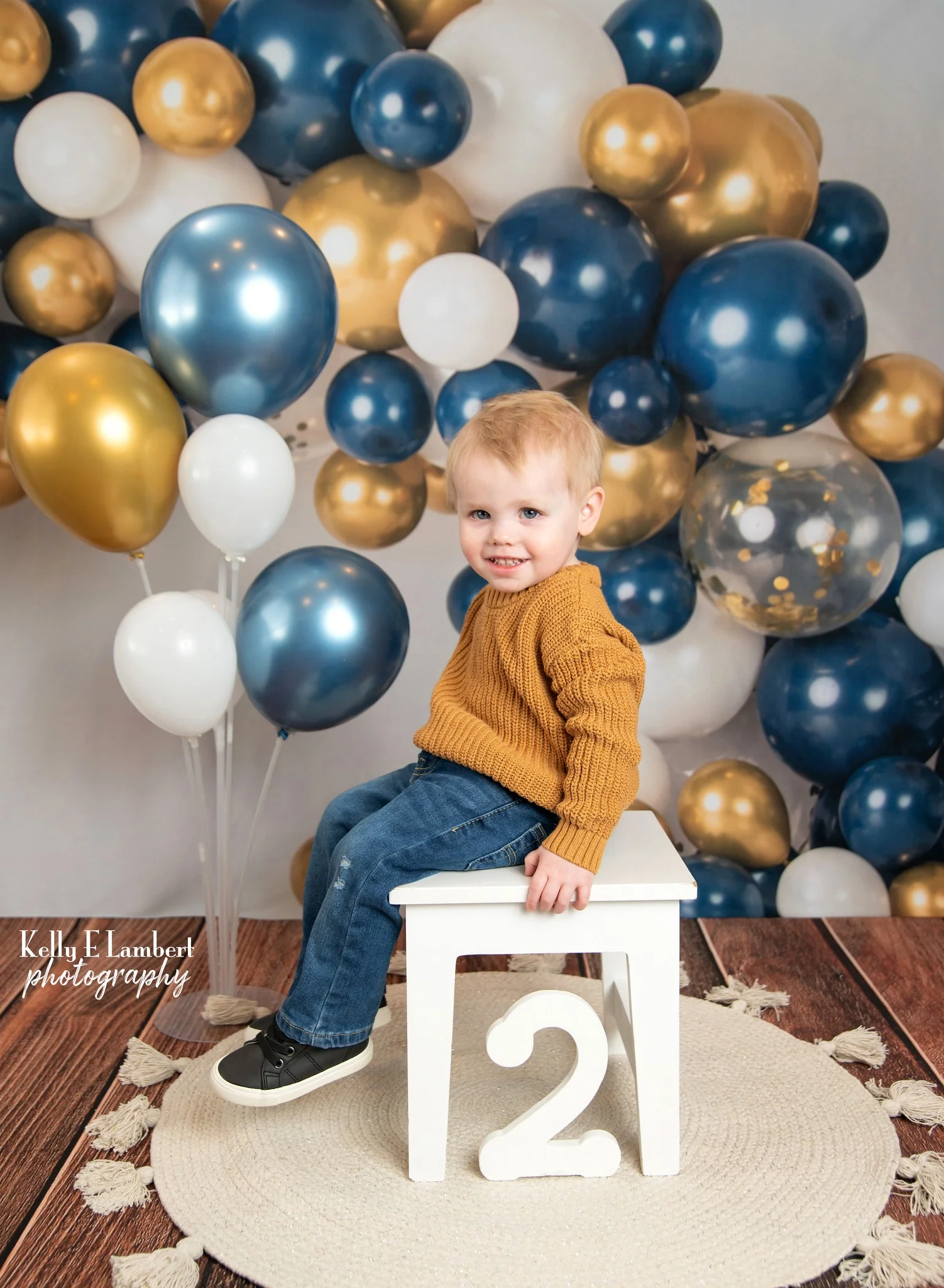 Kate Navy and Gold Balloon Garland Backdrop Designed by Mandy Ringe Photography - Image 3