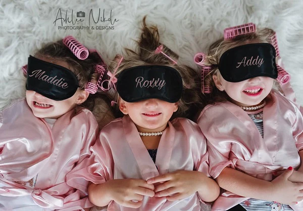 Kate Powder Room Children Backdrop for Photography Designed by Erin Larkins - Image 7