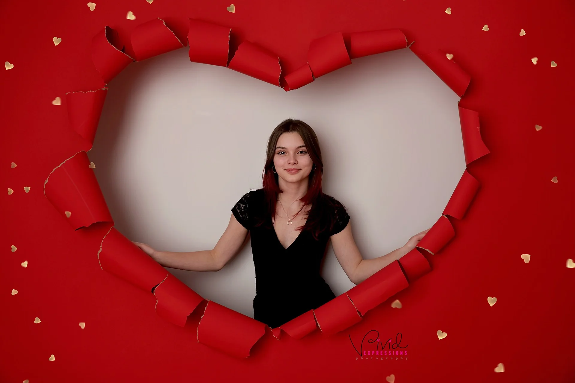Kate Scarlet Red Seamless Paper Backdrop for Photography - Image 4