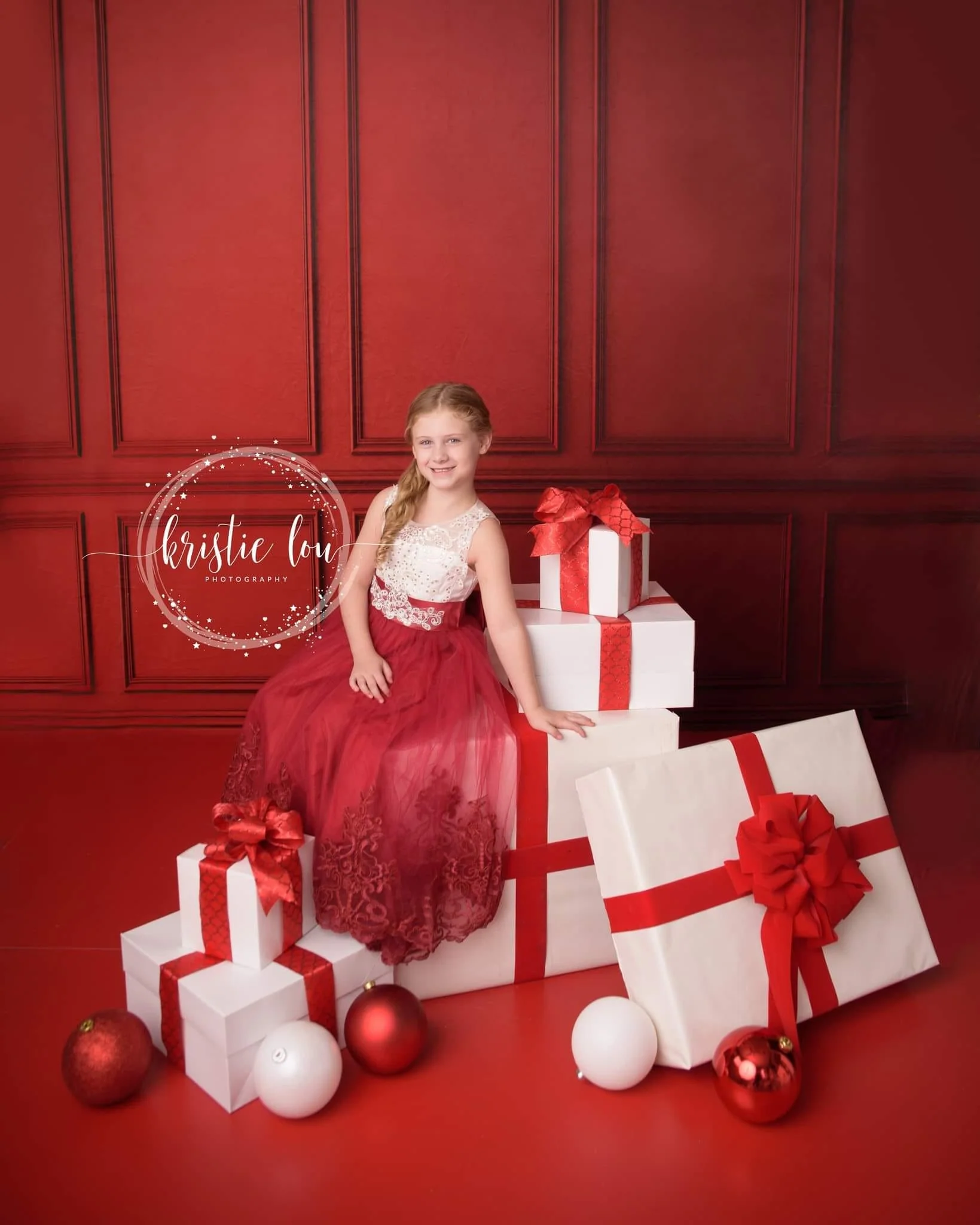 Kate Red Vintage Wall Fleece Backdrop for Photography - Image 3