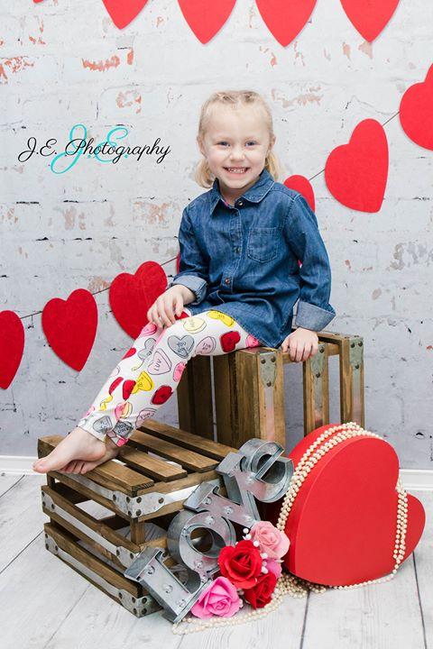 Kate Retro Brick Valentines Backdrop Designed by Jerry_Sina - Image 5
