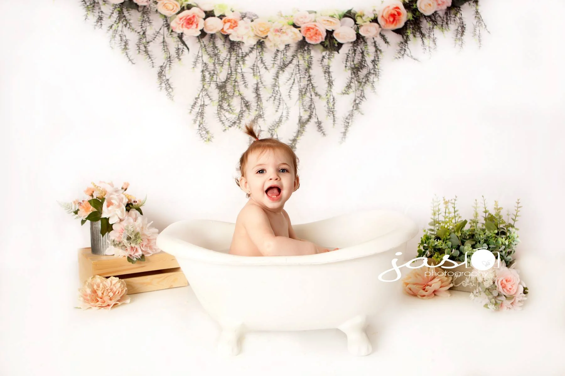 Kate Rose Swag Backdrop for Mother's Day - Image 3