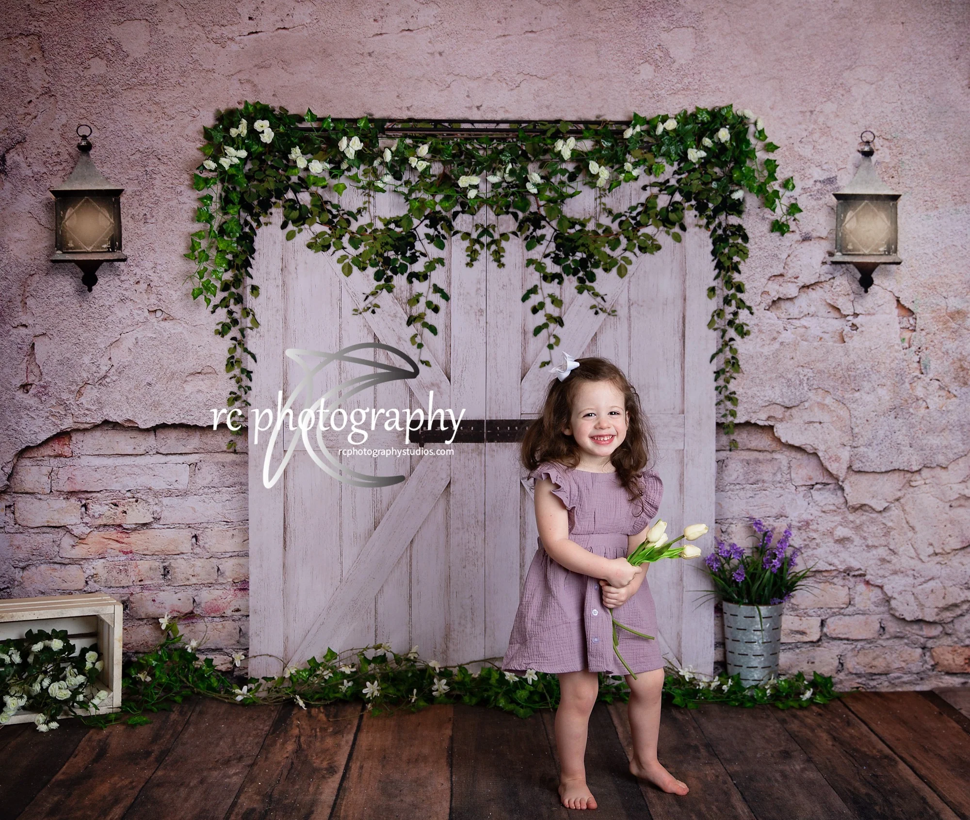Kate Spring Backdrop Vintage wall Barn Door for Photography - Image 4