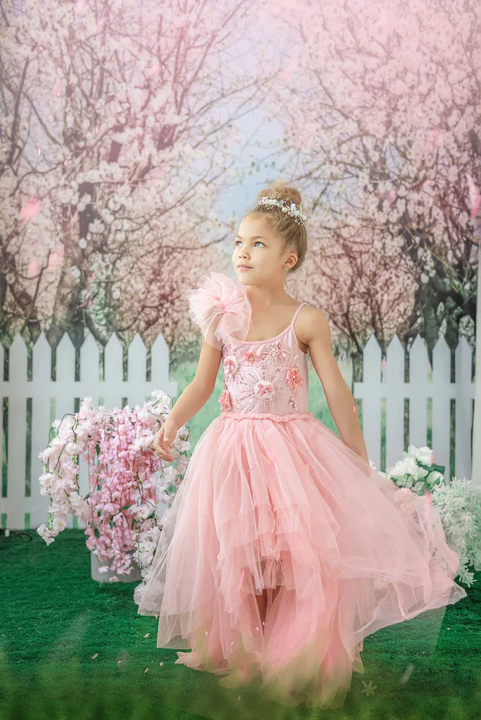 Kate Spring Flower Tree Backdrop Fence Designed by Chain Photography - Image 4