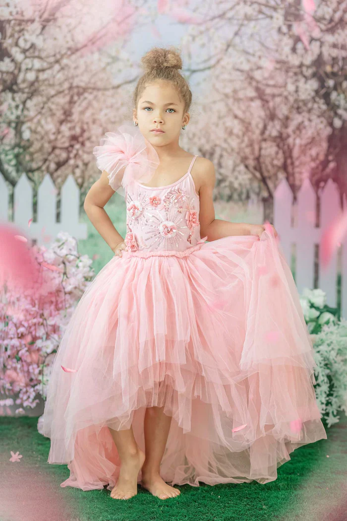 Kate Spring Flower Tree Backdrop Fence Designed by Chain Photography - Image 6