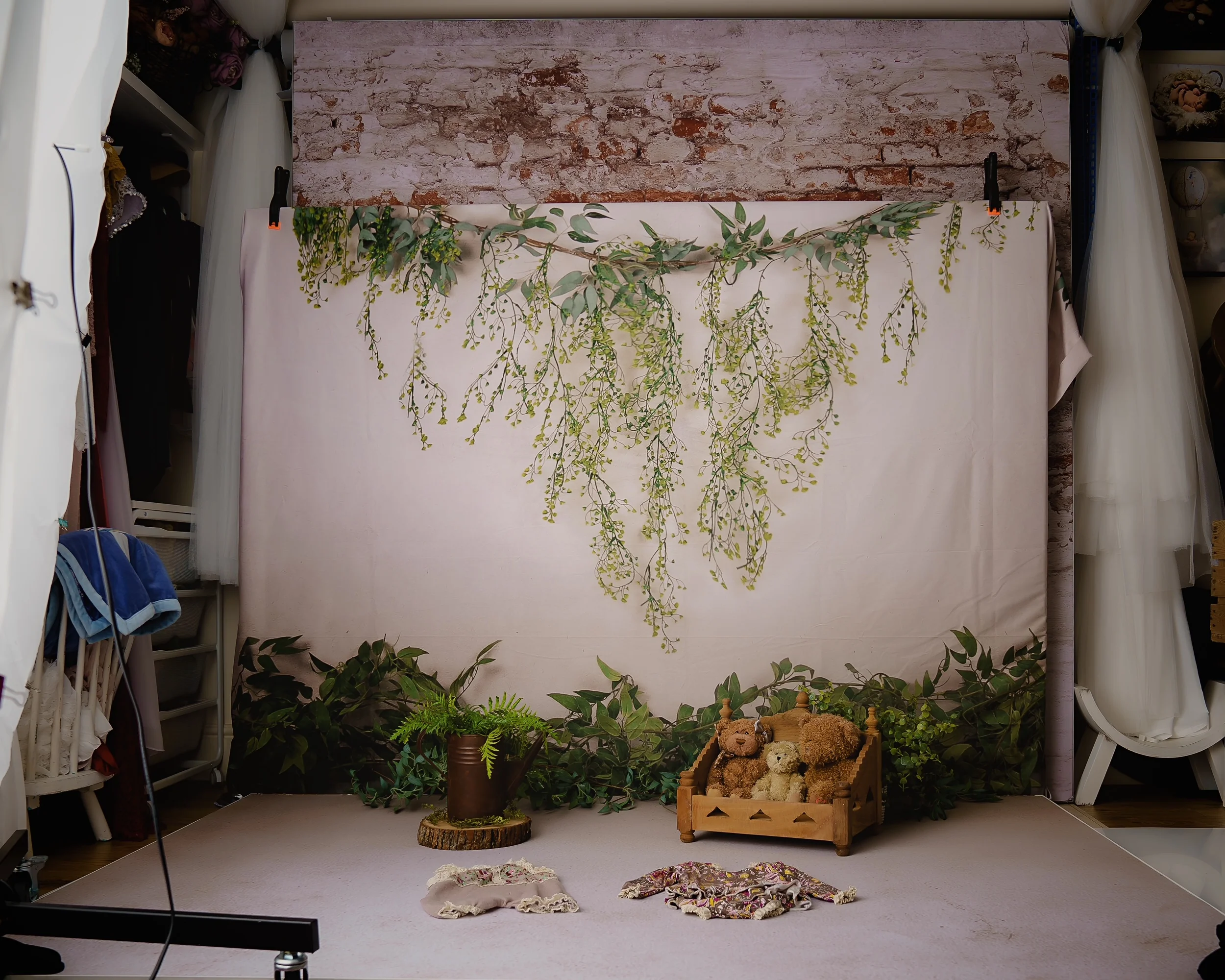 Kate Spring Green Leave Backdrop Designed by Jia Chan Photography - Image 3