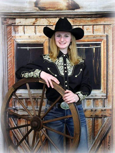 Kate Tack Barn Spring Backdrop for Photography designed by Arica Kirby - Image 3