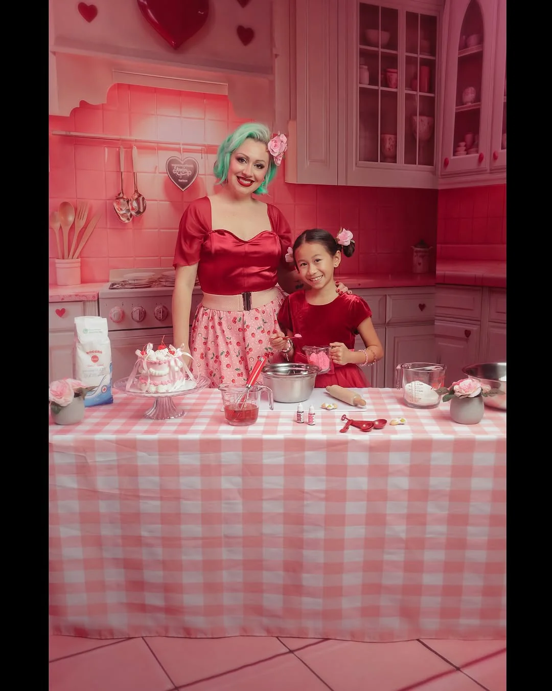 Kate Valentine Barbie Pink Kitchen Room Set - Image 3