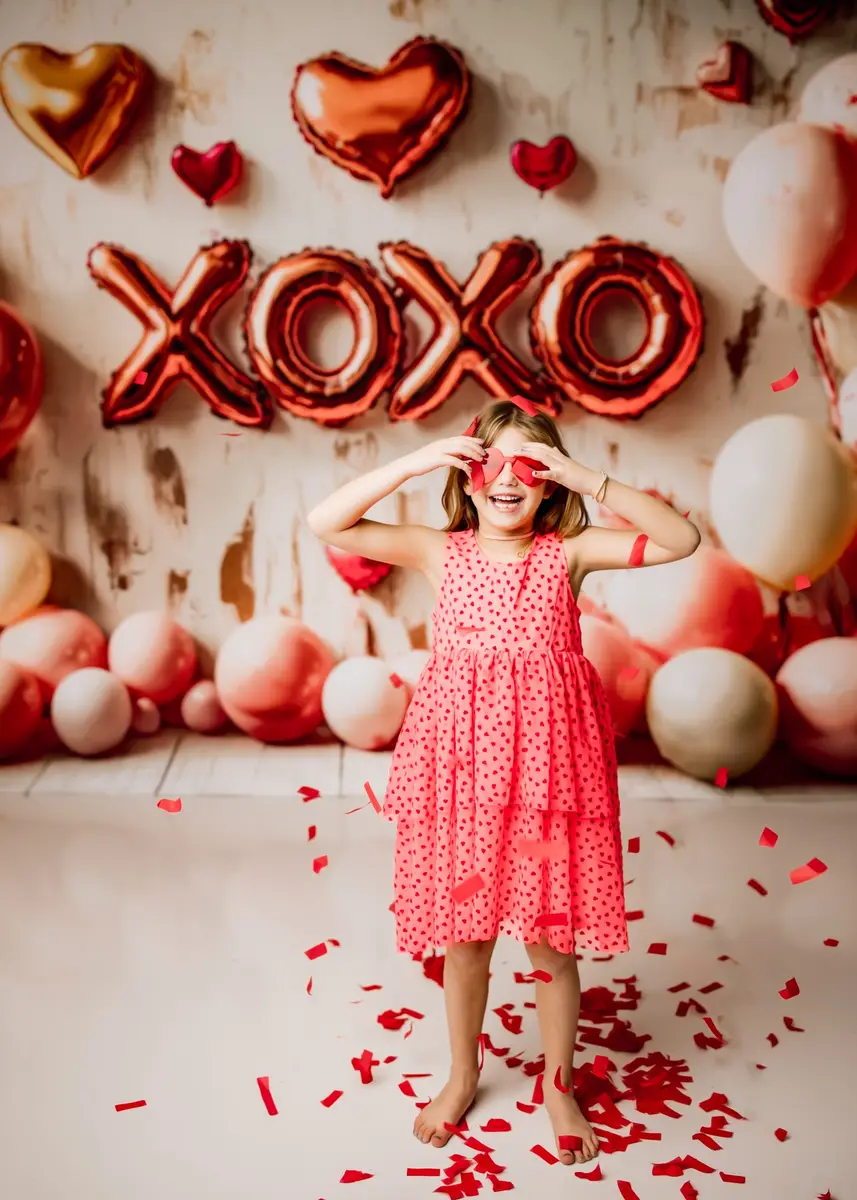 Kate Valentine's Balloons XOXO Heart Backdrop Designed by Emetselch - Image 3
