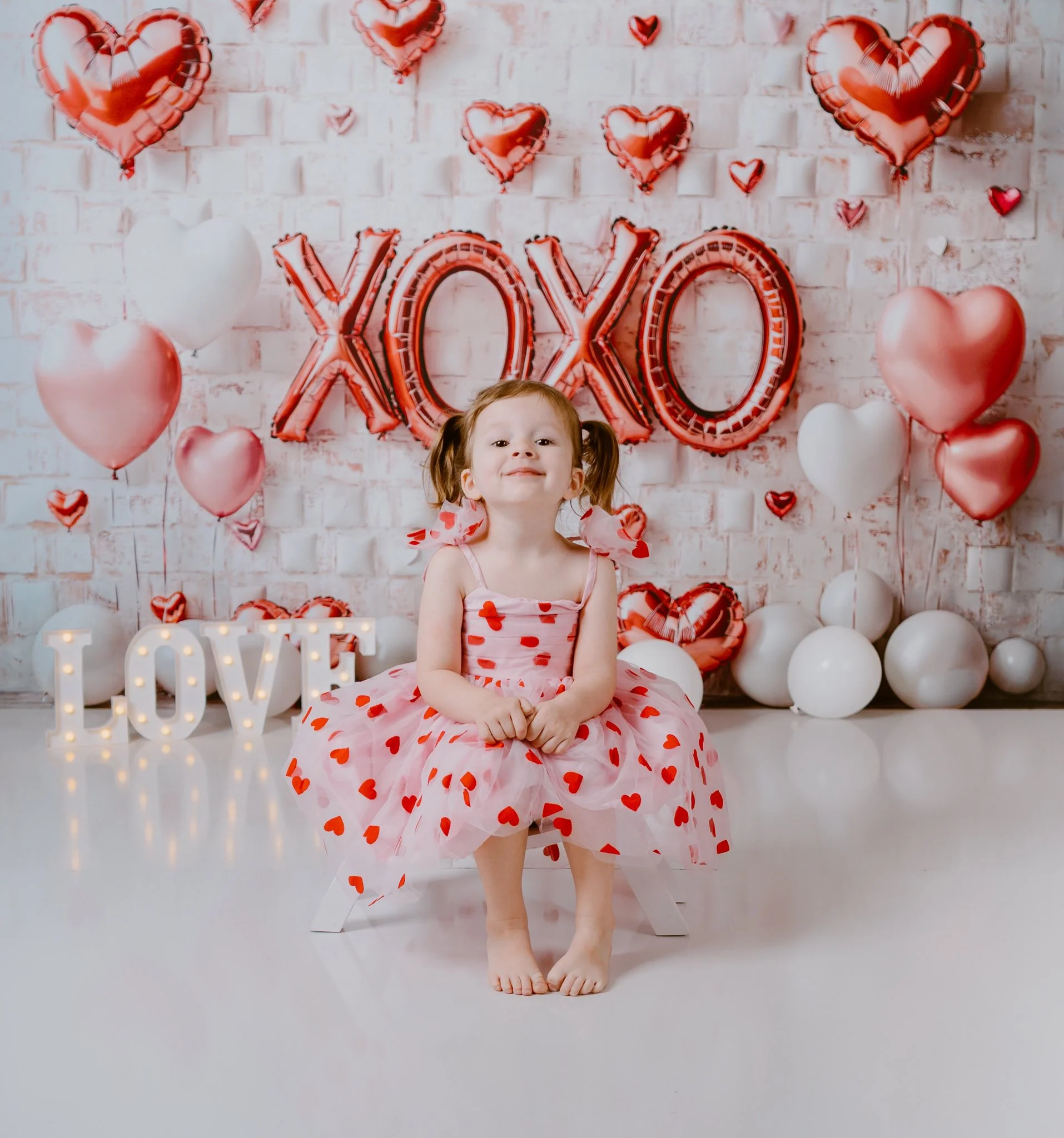 Kate Valentine's Day Pink Heart Balloon Backdrop Designed by Emetselch - Image 3