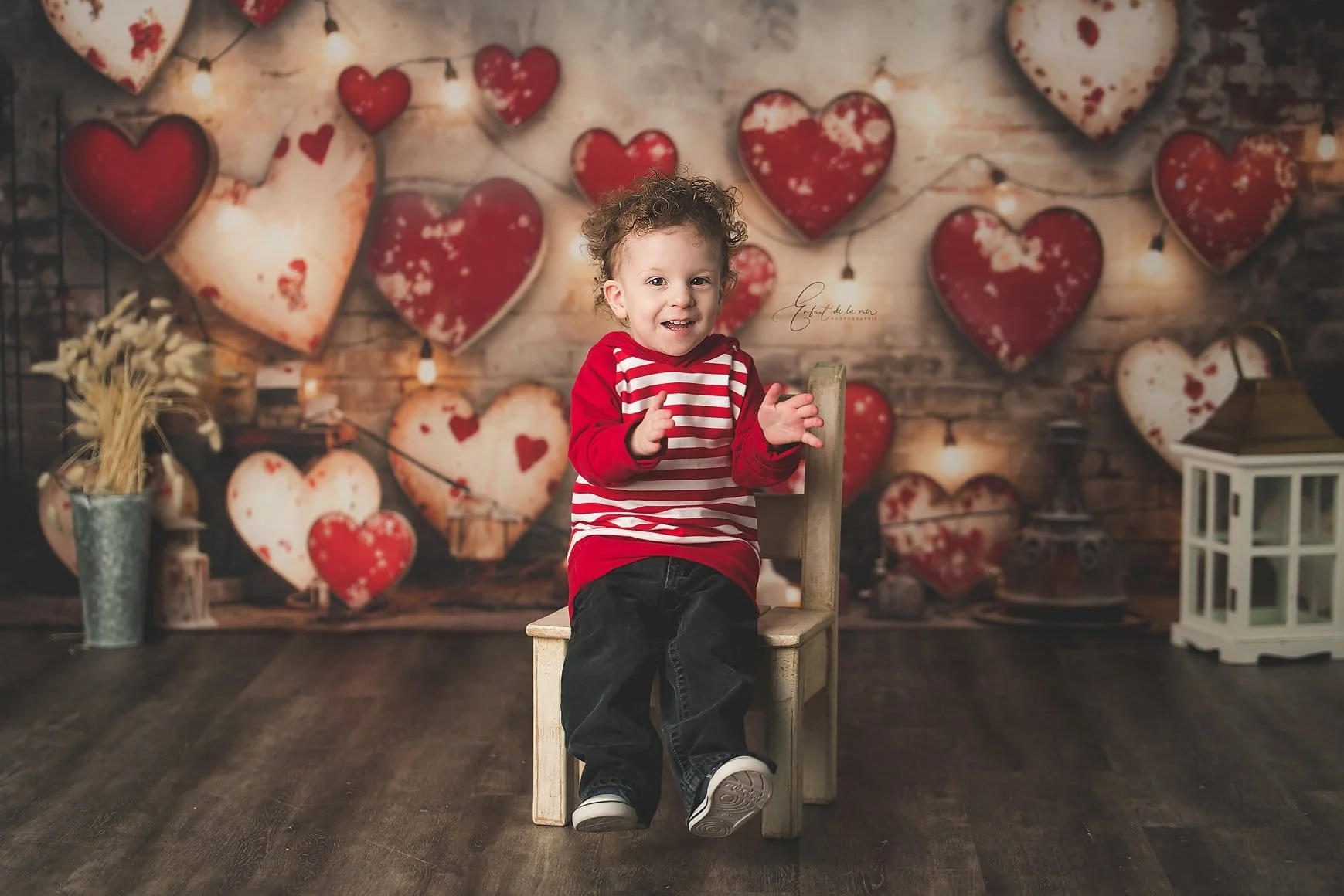 Kate Valentine's Day Retro Lamp Wall Love Backdrop Designed by Emetselch - Image 3