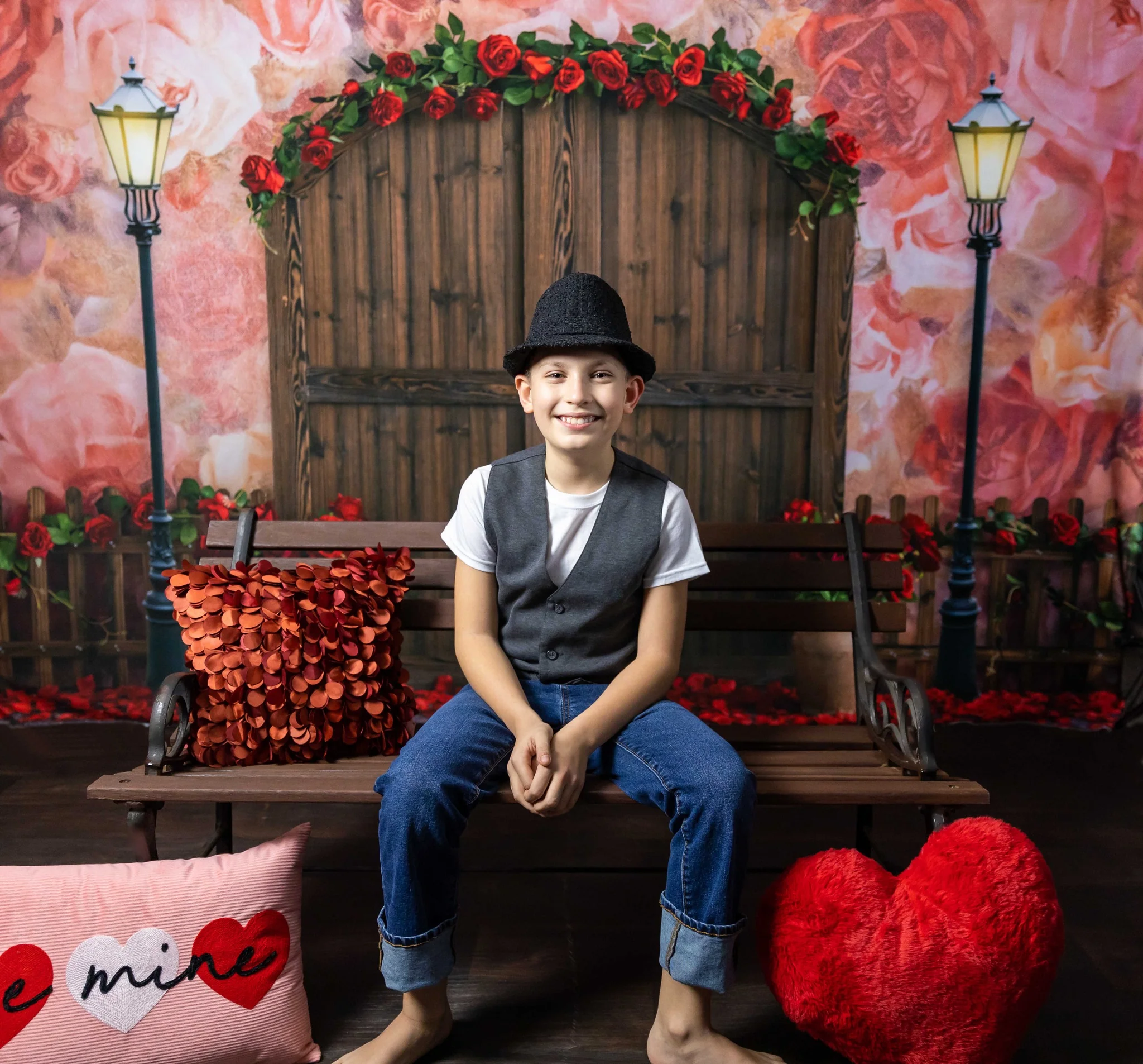 Kate Valentine's Day Rose Garden Backdrop Designed by Emetselch - Image 3