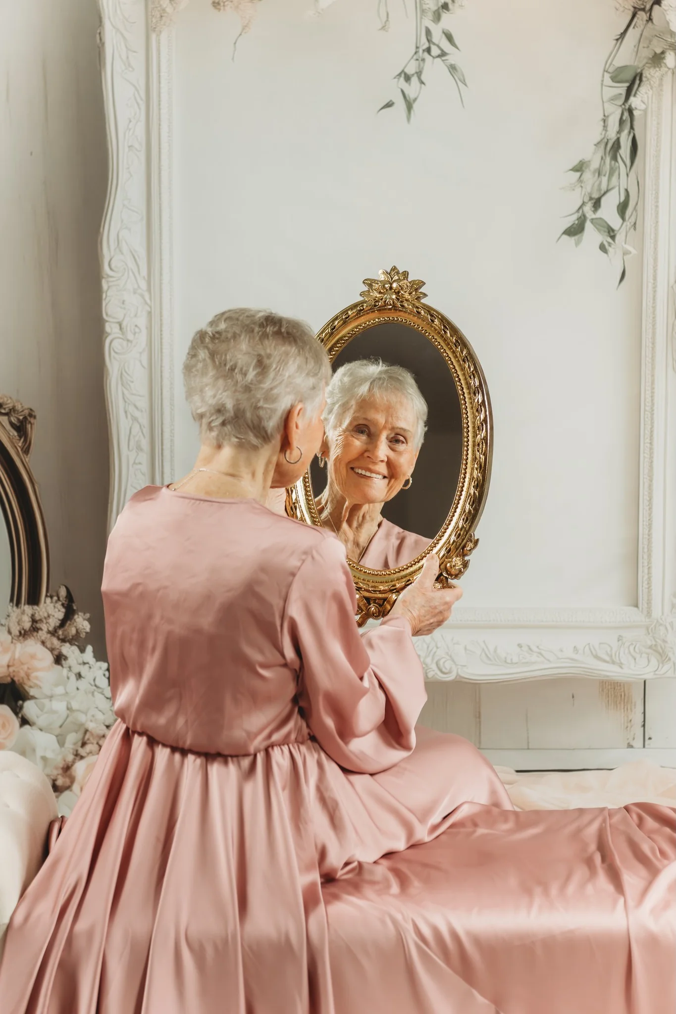 Kate Vintage Flower Mirror Backdrop Designed by Patty Robert - Image 4