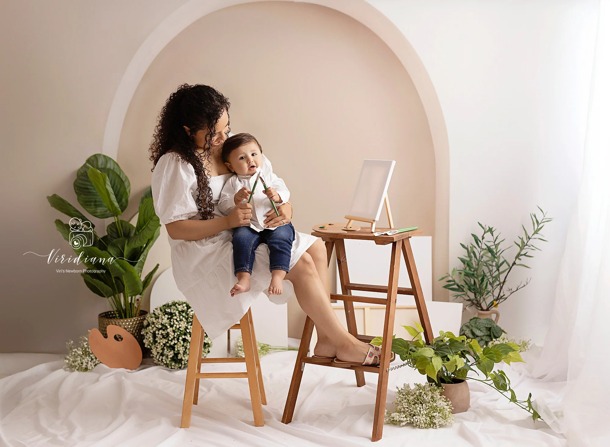 Kate Beige White Art Arch Wall Fleece Backdrop Designed by Kate Image - Image 3