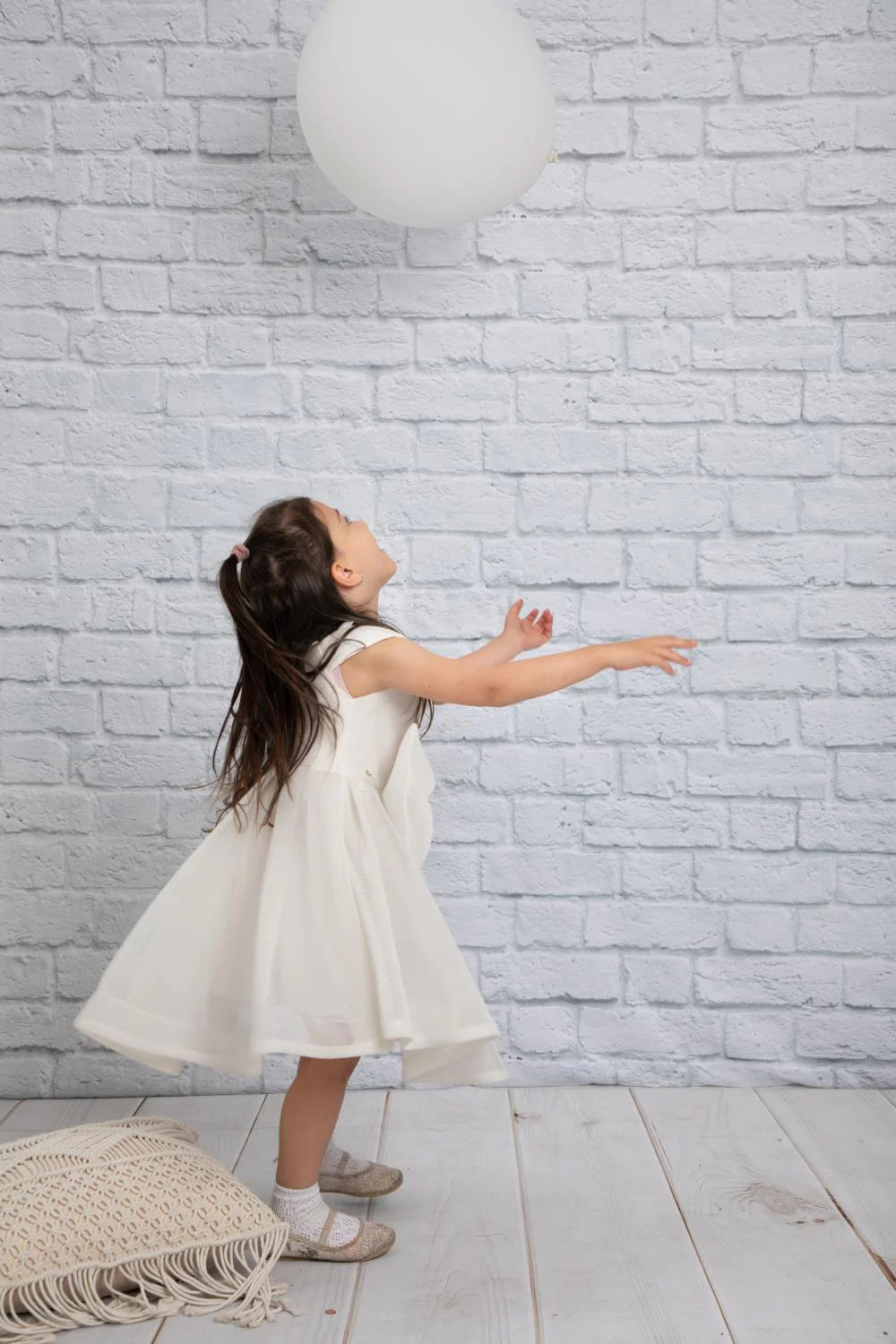 Kate White Brick Wall Backdrop Children for Newborn Baby Photography - Image 9