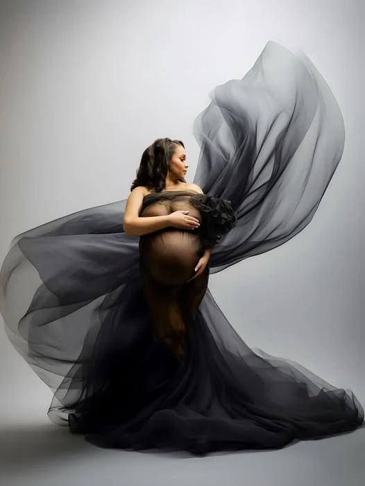 Kate White Seamless Paper Backdrop for Photography - Image 15