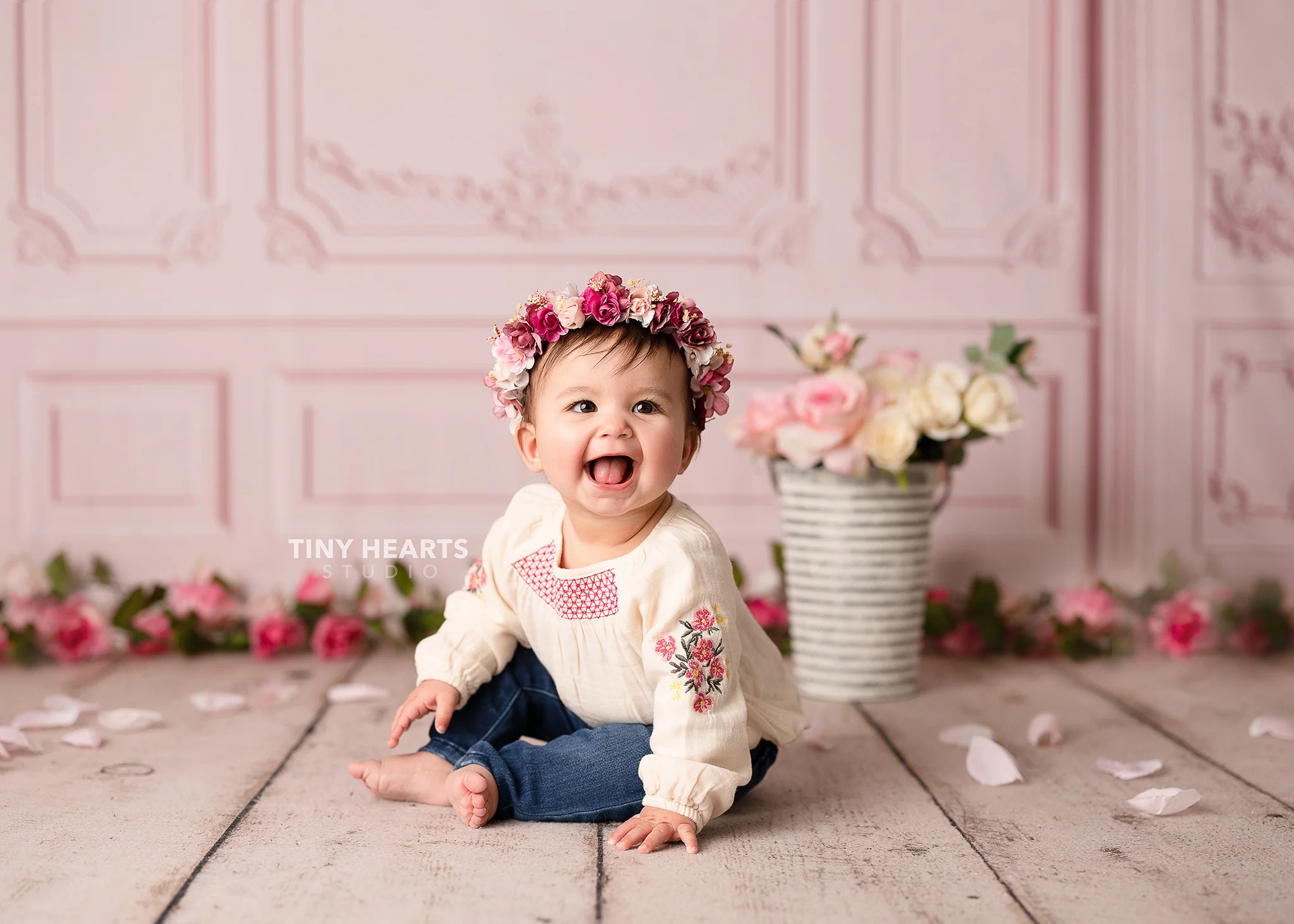 Kate Pink Retro Wall Backdrop Designed by Chain Photography - Image 5